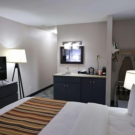 Country Inn & Suites By Radisson, Sparta, Wi Bagian luar foto