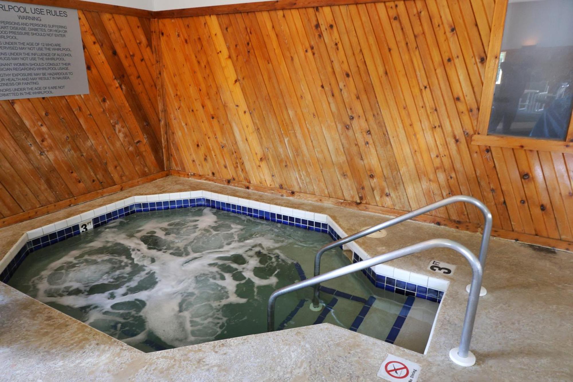 Country Inn & Suites By Radisson, Sparta, Wi Bagian luar foto
