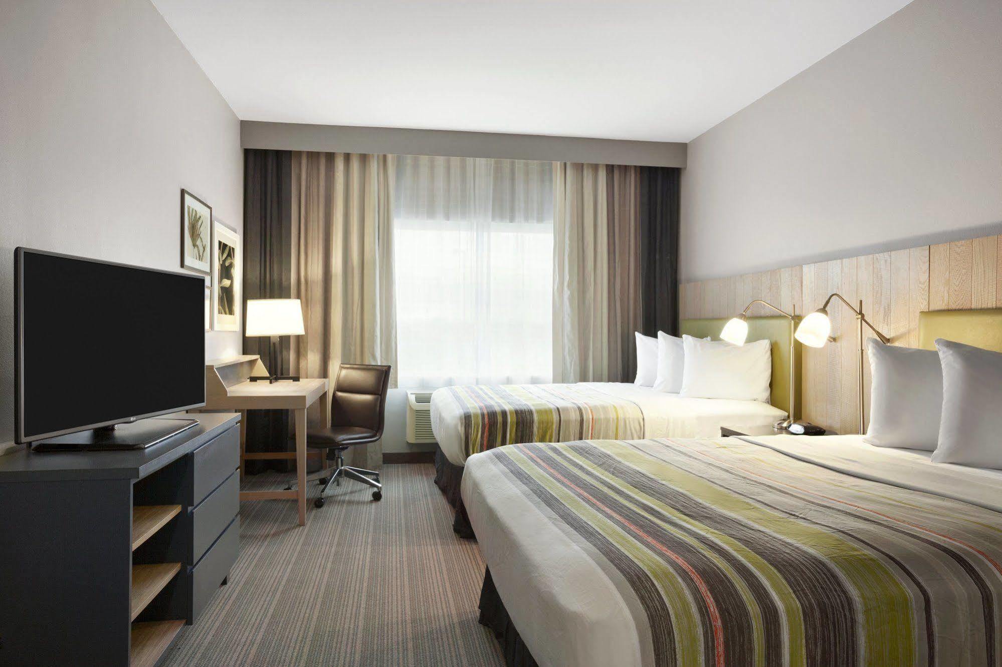 Country Inn & Suites By Radisson, Sparta, Wi Bagian luar foto