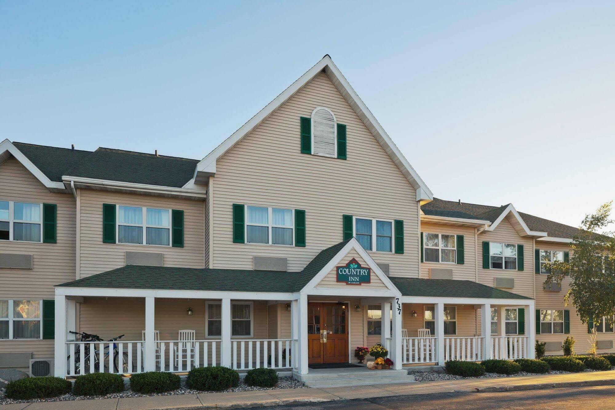 Country Inn & Suites By Radisson, Sparta, Wi Bagian luar foto